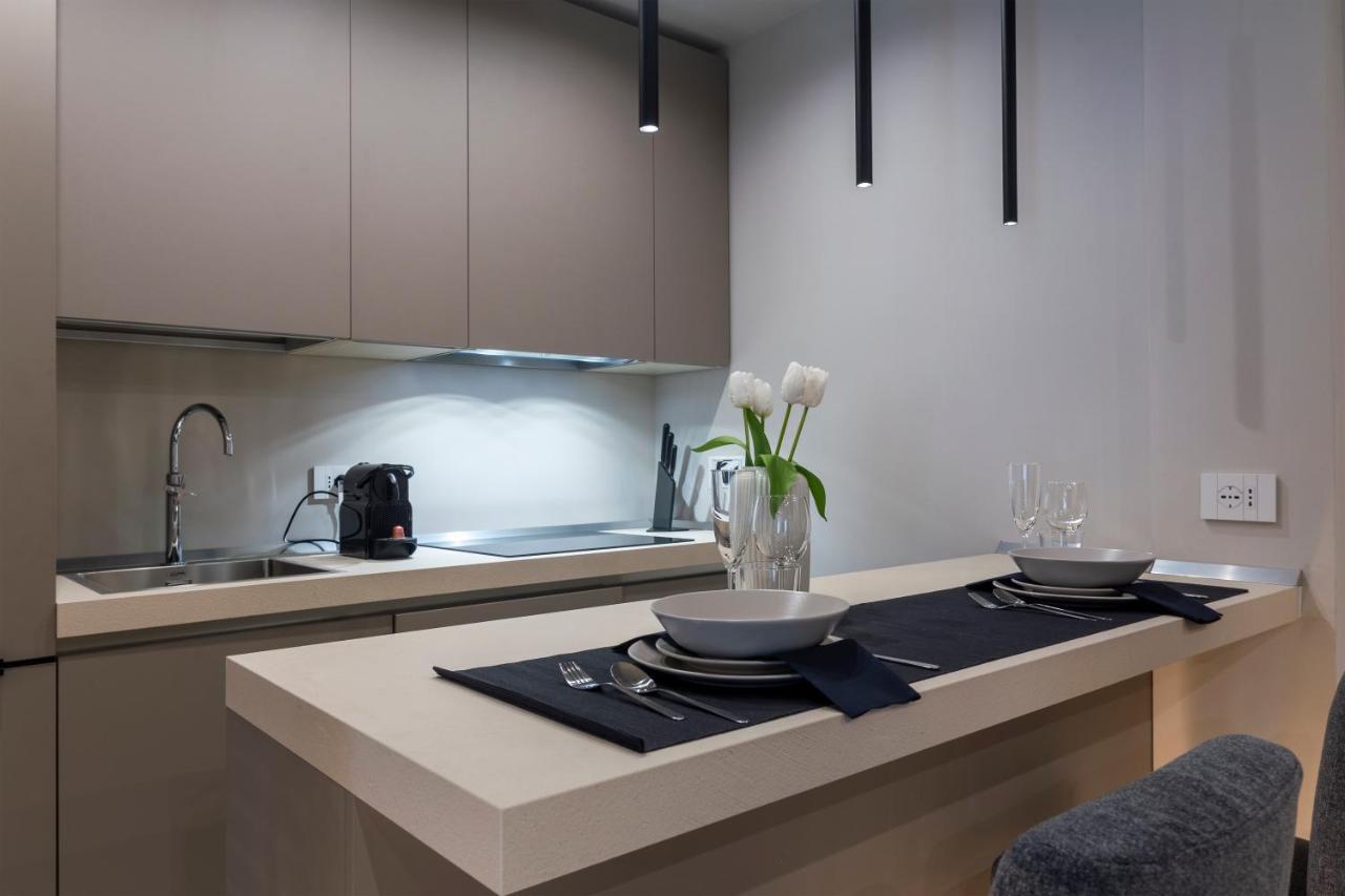 Ostia Holiday Greed Lounge Privee Luaran gambar