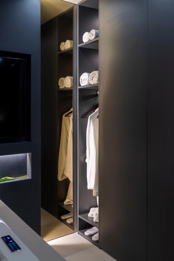Ostia Holiday Greed Lounge Privee Luaran gambar