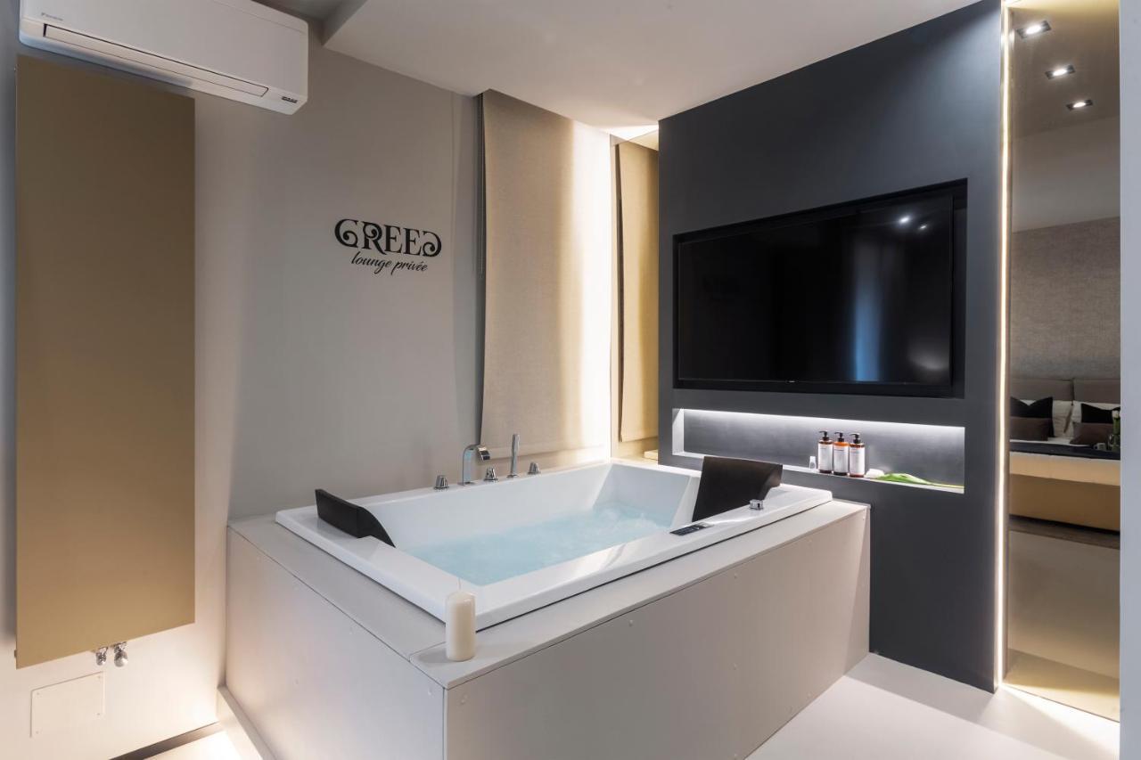 Ostia Holiday Greed Lounge Privee Luaran gambar