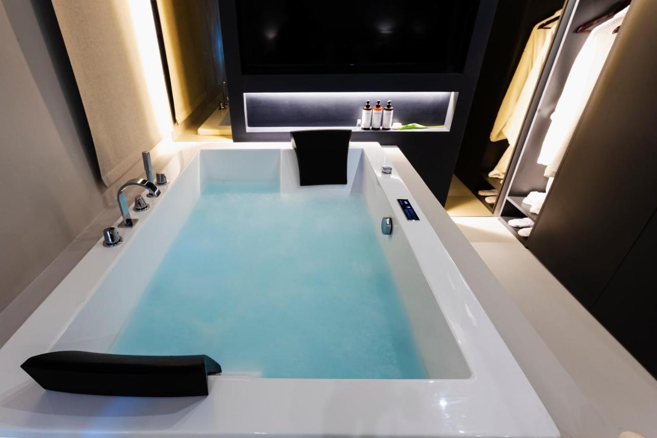 Ostia Holiday Greed Lounge Privee Luaran gambar